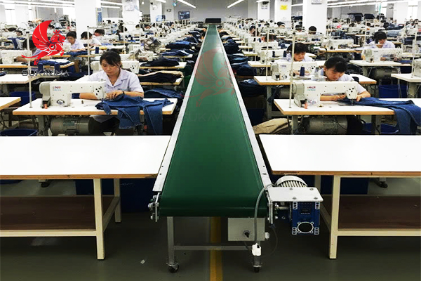 Băng tải PVC ngành may mặc 